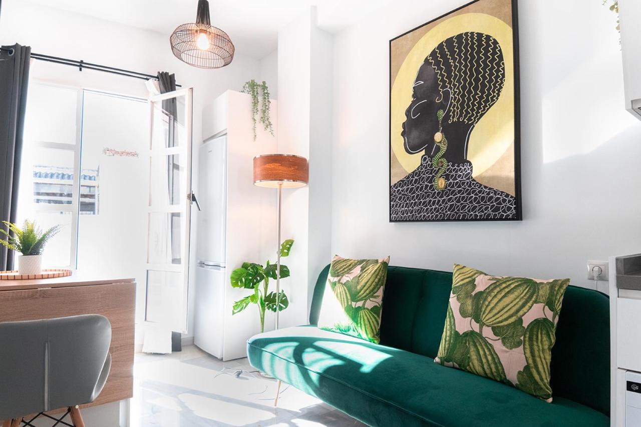 Downtown Apartment With Private Terrace & Jacuzzi Sewilla Zewnętrze zdjęcie