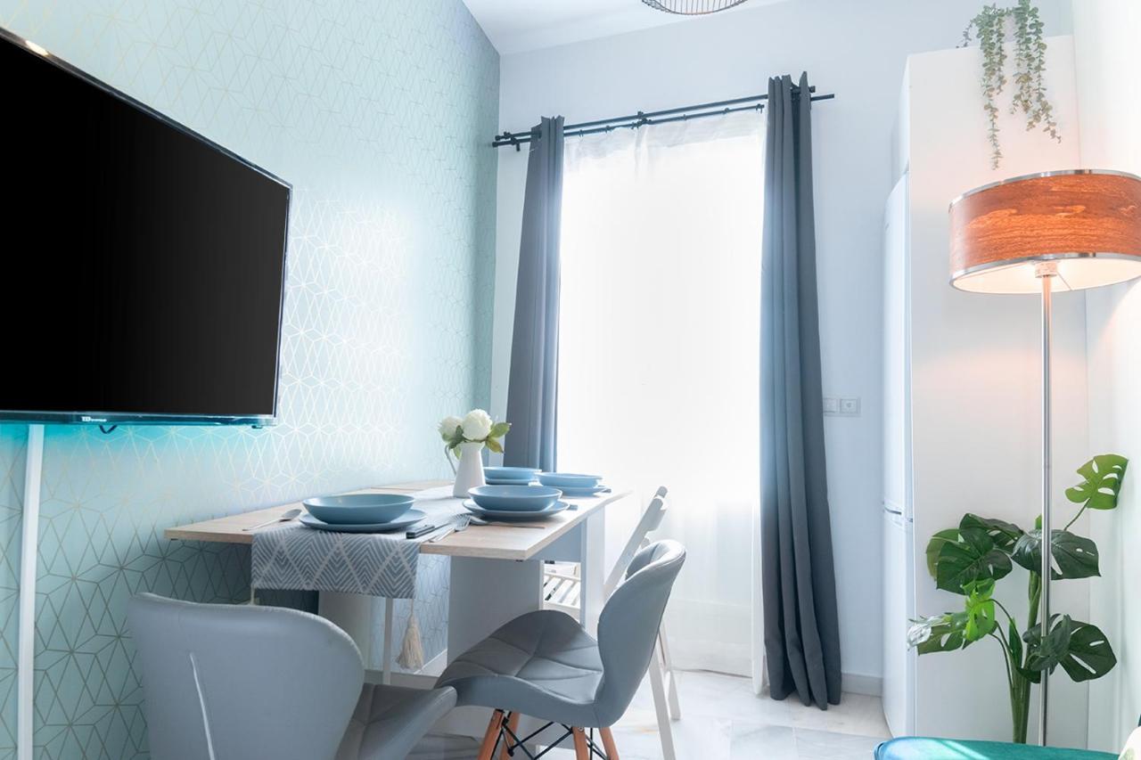 Downtown Apartment With Private Terrace & Jacuzzi Sewilla Zewnętrze zdjęcie