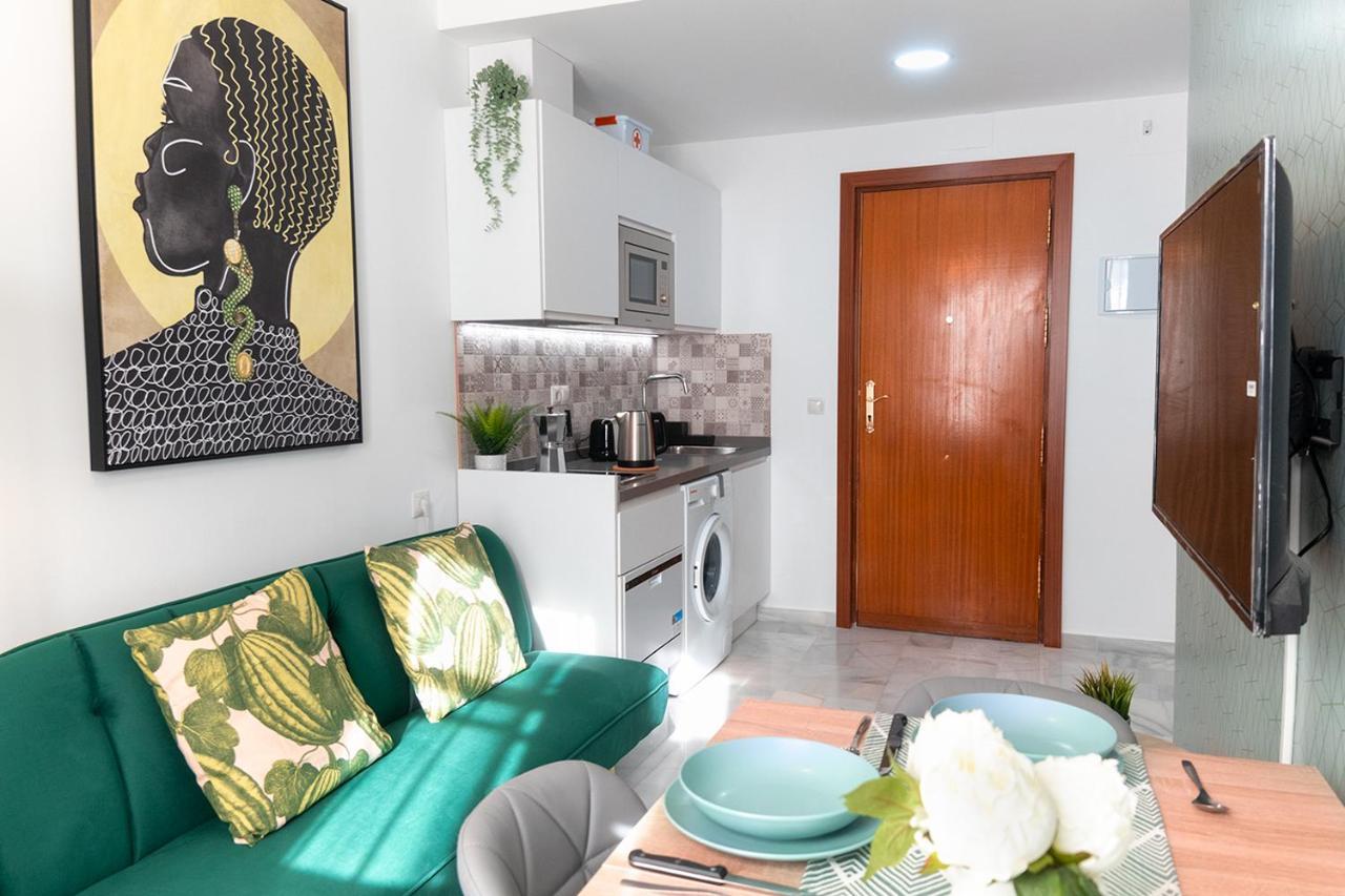 Downtown Apartment With Private Terrace & Jacuzzi Sewilla Zewnętrze zdjęcie
