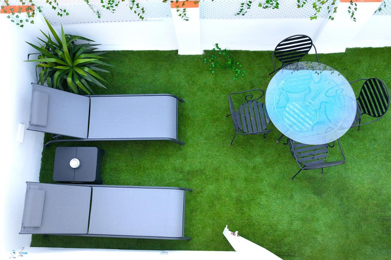 Downtown Apartment With Private Terrace & Jacuzzi Sewilla Zewnętrze zdjęcie